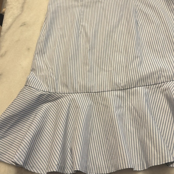 Vertigo collection pin striped sleeveless ruffle bottom dress w exposed zipper S - Picture 6 of 9